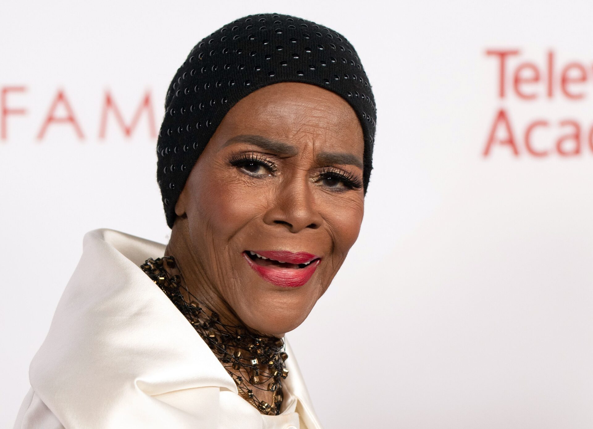Legendary Actress Cicely Tyson To Release Memoir "Just As ...